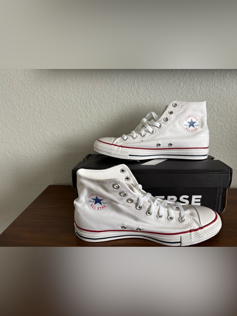 NWT Converse All Star High Top - WHITE (Men’s 8 Women’s 10)